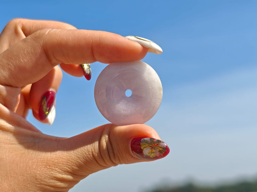春彩平安扣 Spring-Colored Jade Peace Pendant